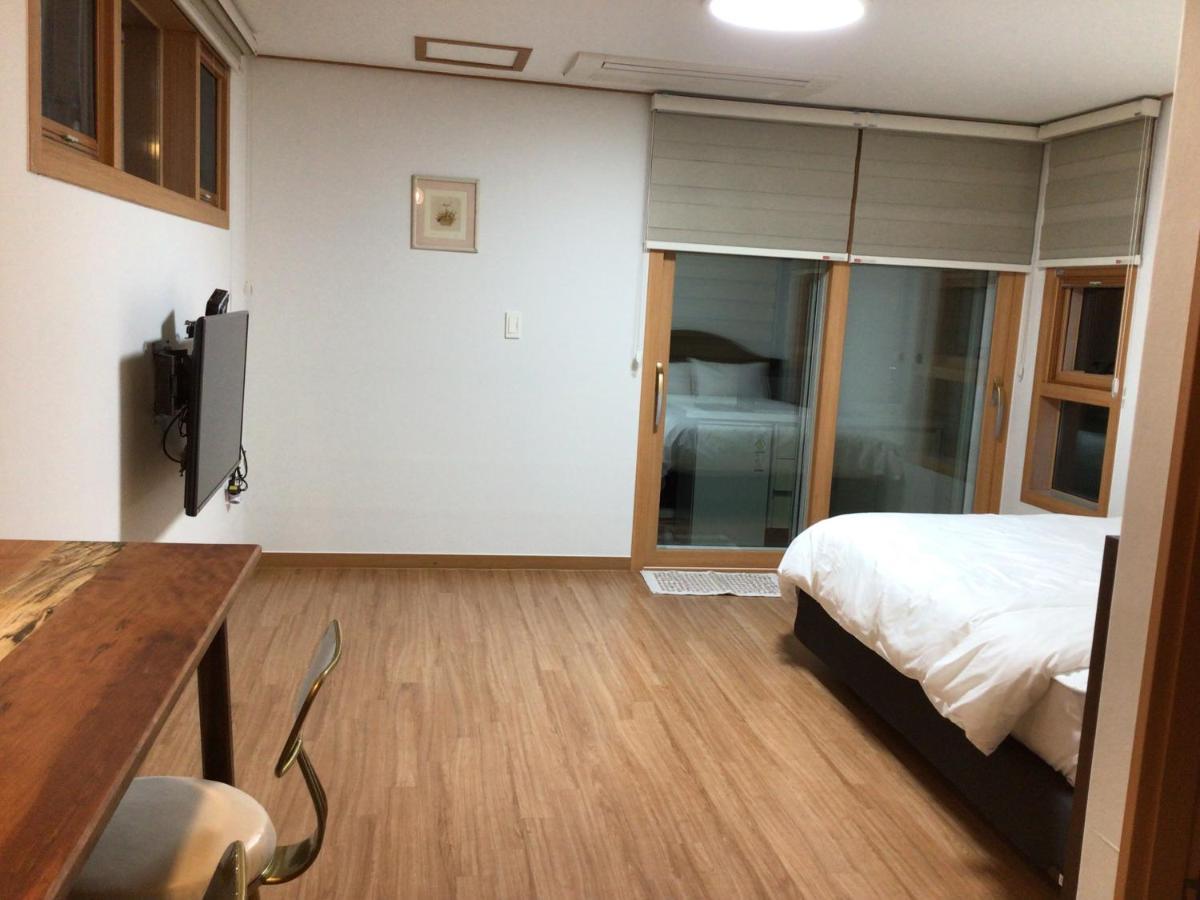 Sungsan Woori House Pension Seogwipo Extérieur photo